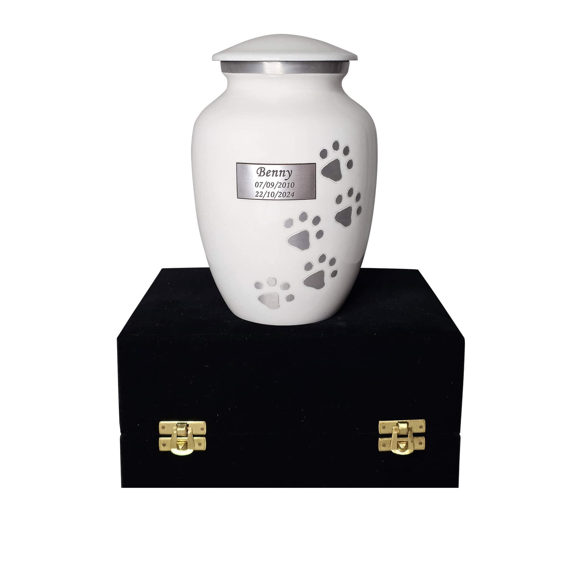 Running Paw Vase Urn